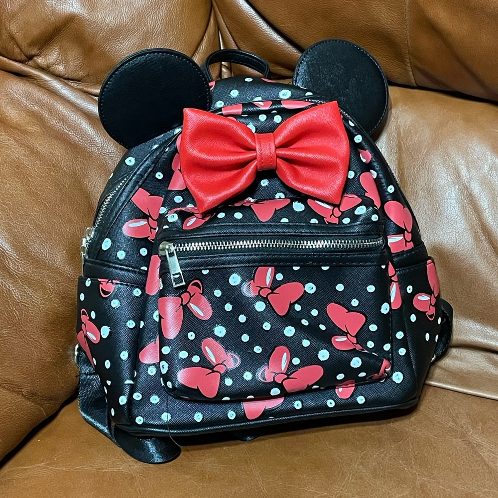 Disney Minnie Mouse Themed Small Black Backpack Bag